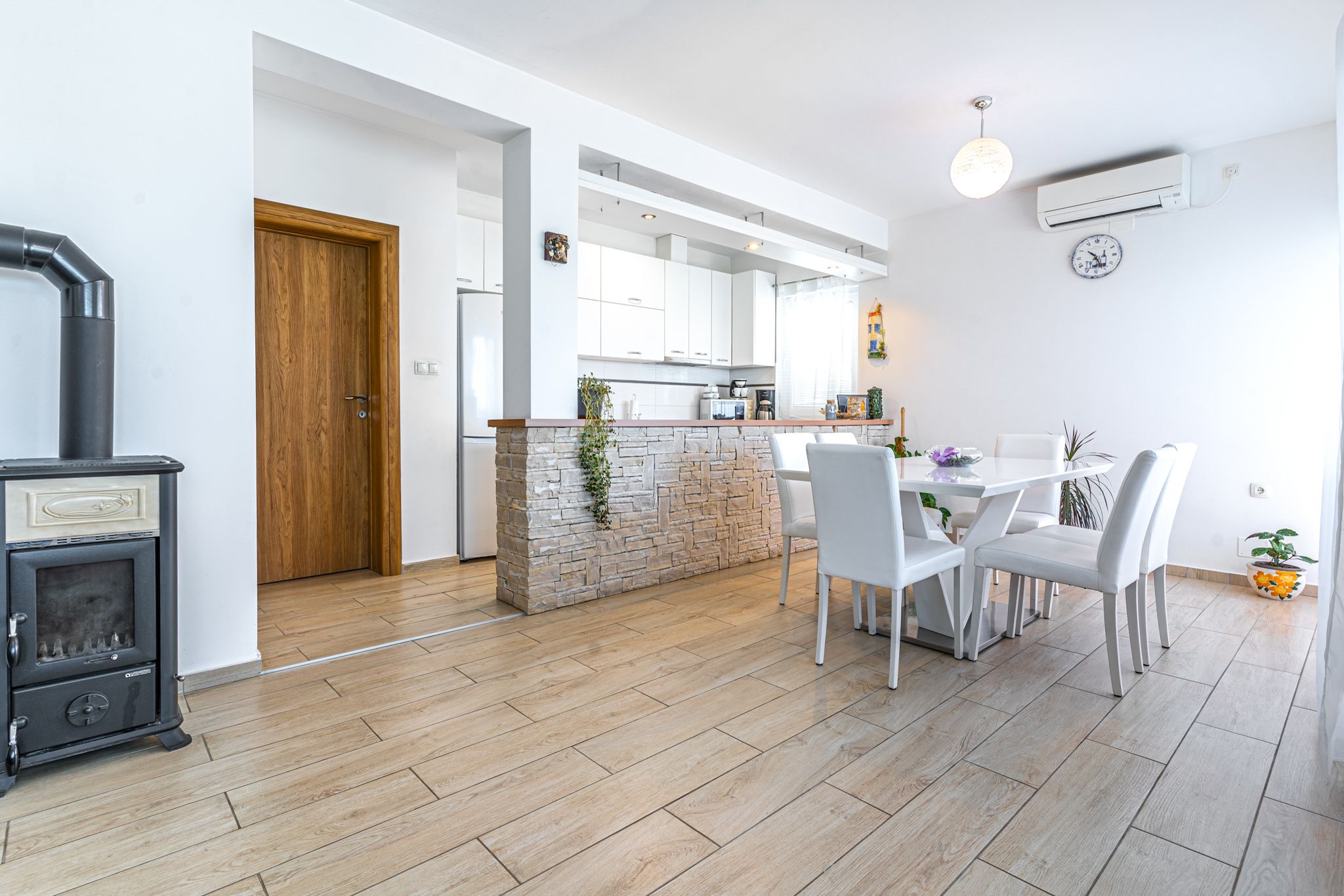 Apartman 3 Apartments Nina